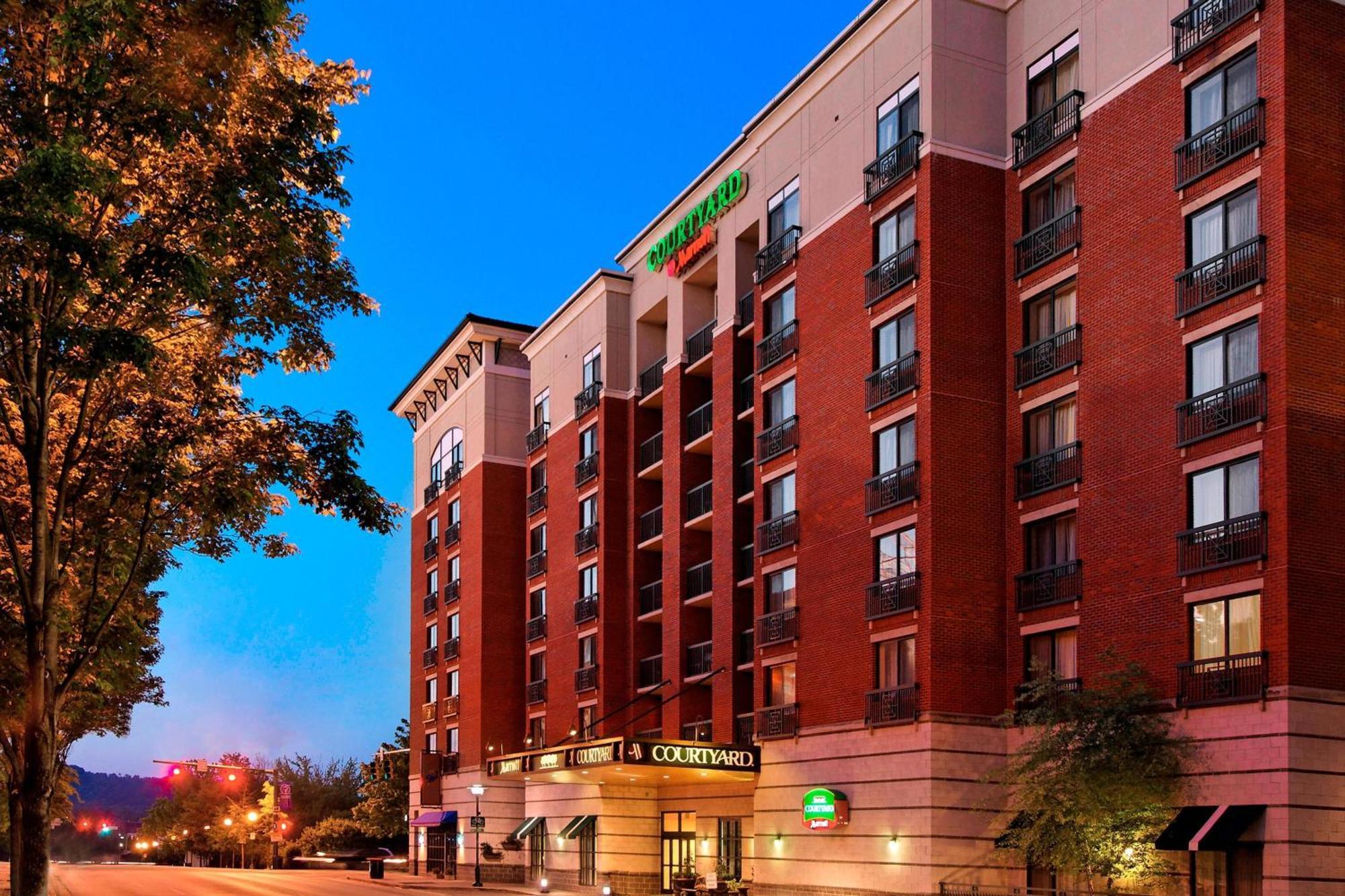Courtyard By Marriott Chattanooga Downtown Kültér fotó