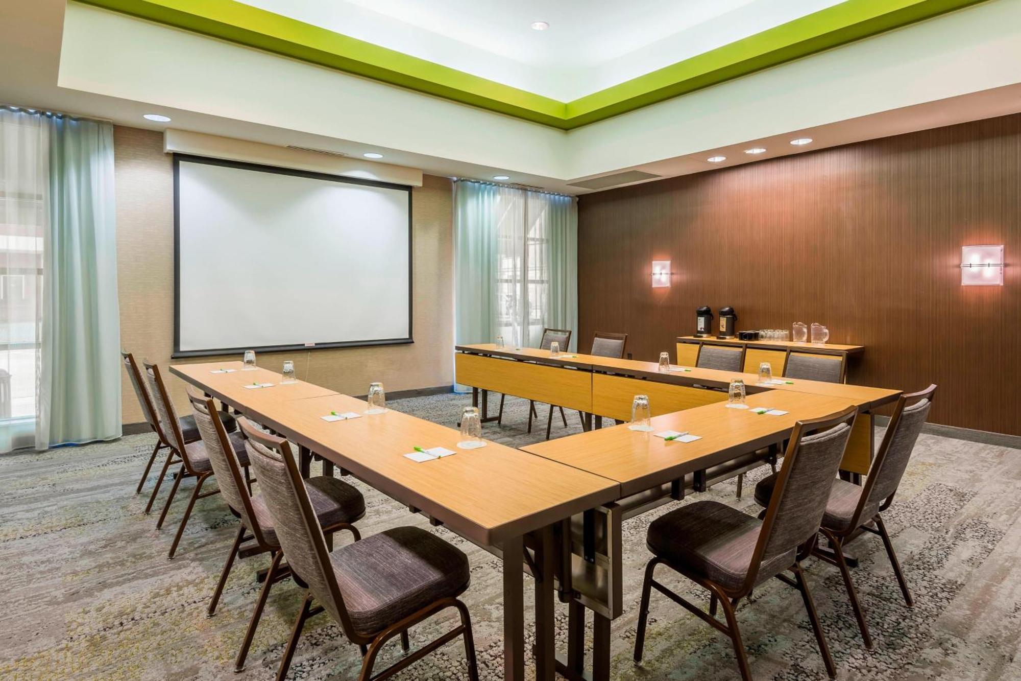 Courtyard By Marriott Chattanooga Downtown Kültér fotó