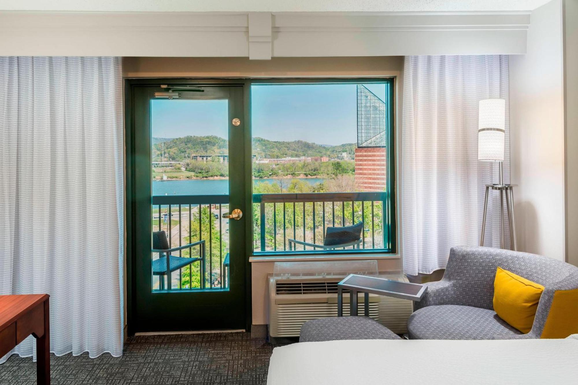 Courtyard By Marriott Chattanooga Downtown Kültér fotó