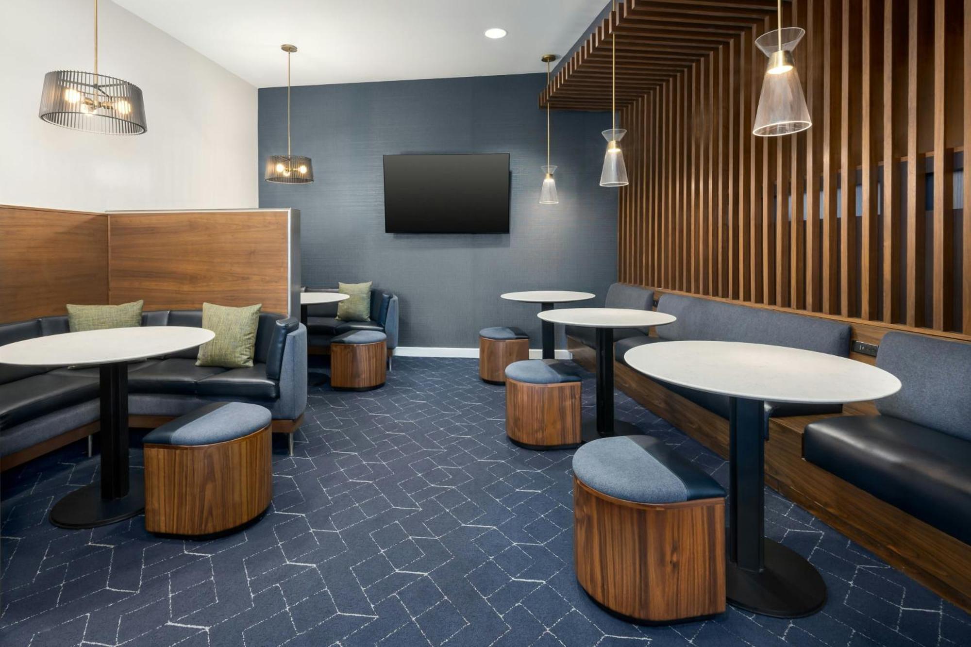 Courtyard By Marriott Chattanooga Downtown Kültér fotó